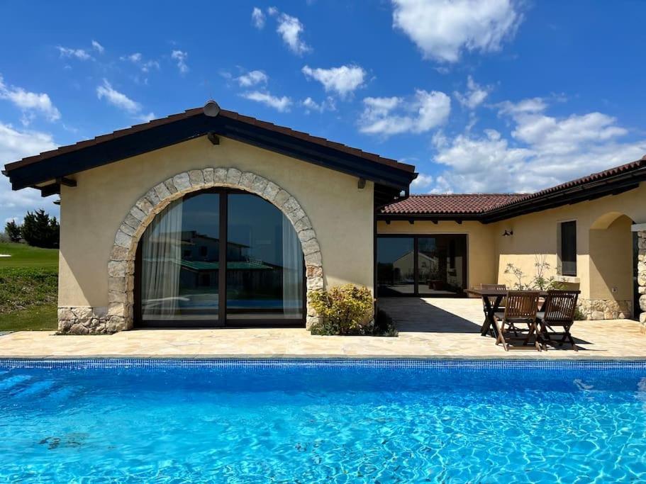 Private Villa At Blacksearama Golf & Villas Resort Balchik Exterior photo