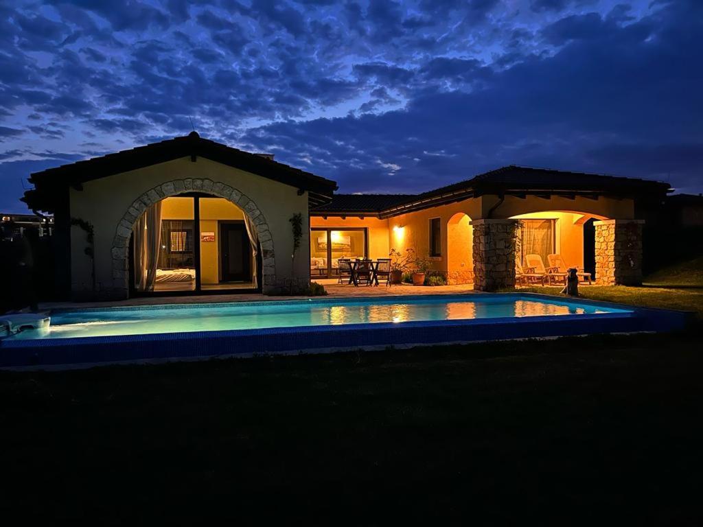 Private Villa At Blacksearama Golf & Villas Resort Balchik Exterior photo